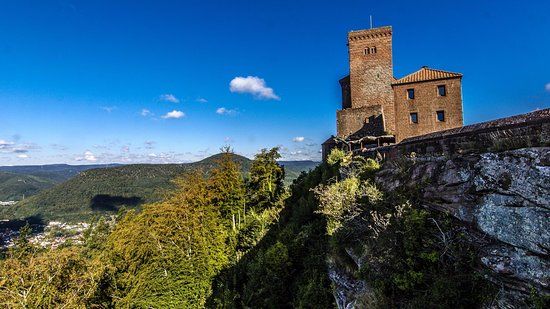 Reichsburg Trifels