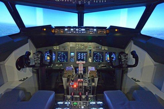 iTakeOFF - Flight Simulation Center