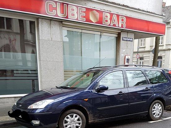 Cube Bar