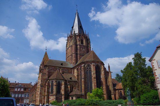 die Abteikirche Sankt Peter und Sankt Paul